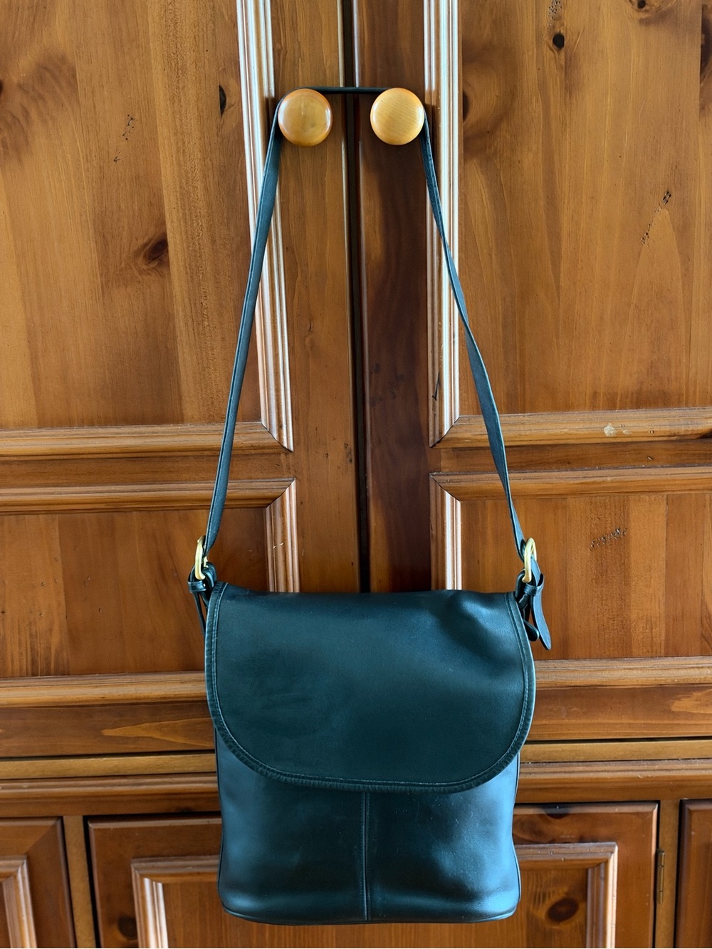 Vintage Coach Black Leather Whitney Bag 4115 - June 1997 Turkey